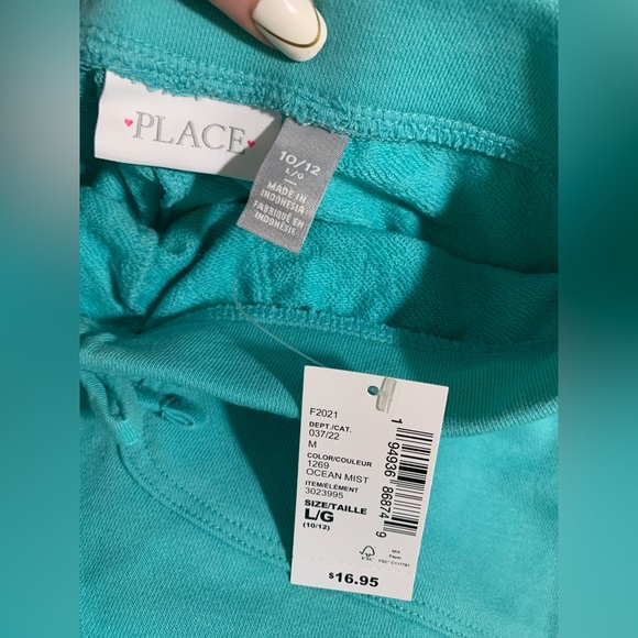 SOLD.         NEW WITH TAGS!!!!!
CHILDRENS PLACE GIRLS CLOTHES!!!!!
SIZES 10/12 - Picture 14 of 16